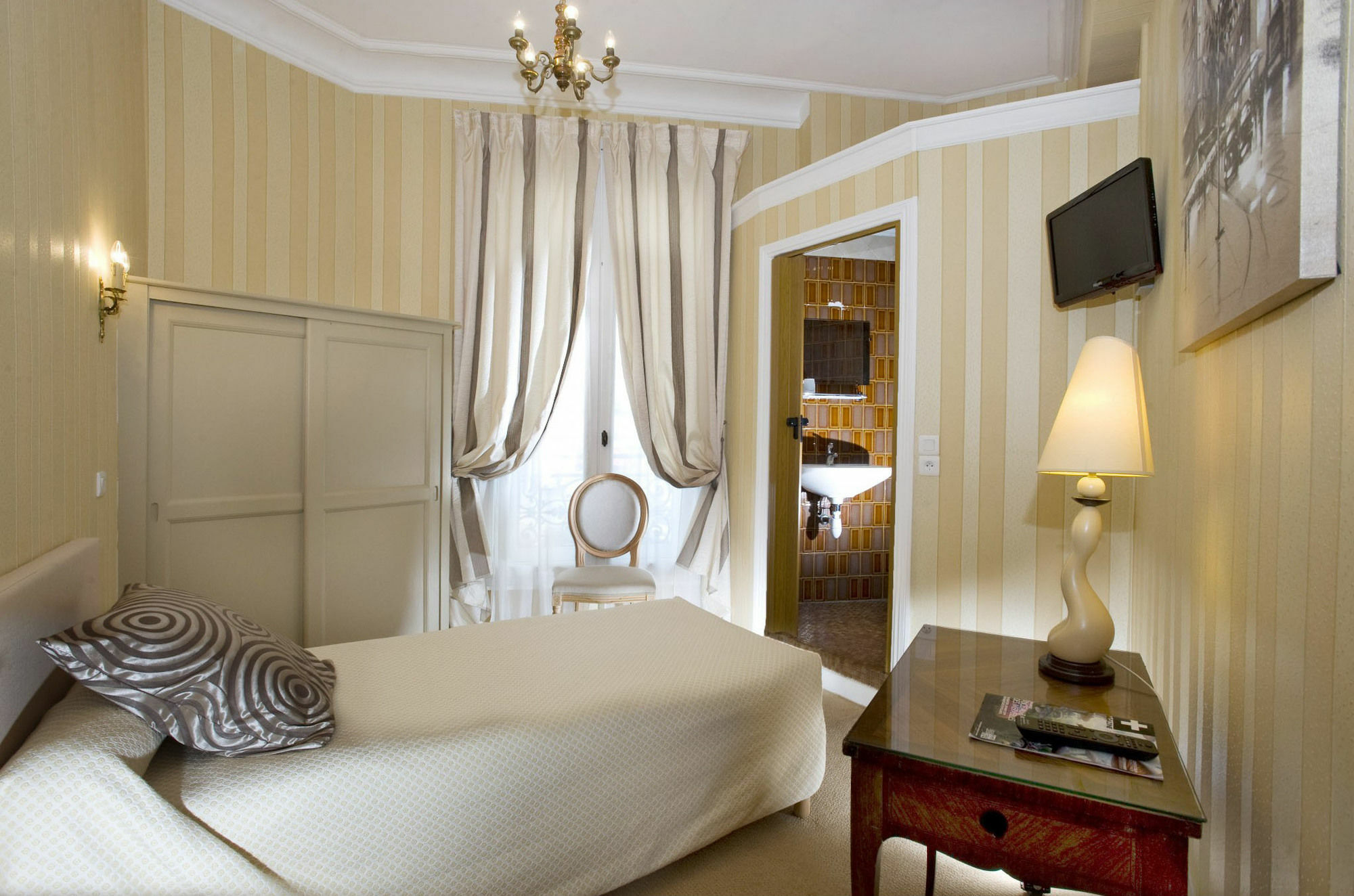 Hotel D'Argenson Paryż Zewnętrze zdjęcie